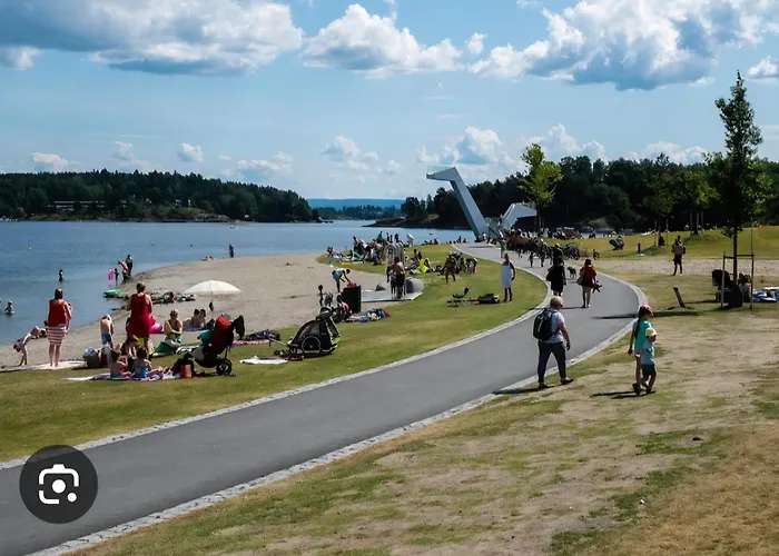 Sandvika House Vandrerhjem Kalvoya